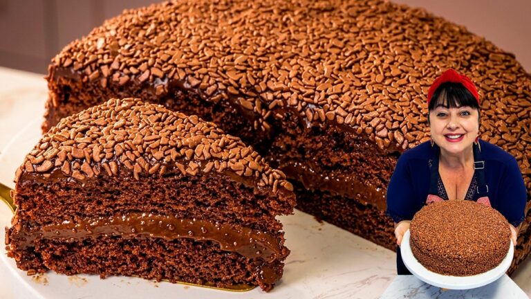 Bolo Brigadeirão Recheado Caseiro de Aniversário: Massa Fofinha com Brigadeiro Cremoso