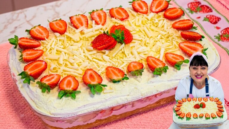 Bolo na Travessa de Ninho com Morangos: Bem Molhadinho, Cremoso e Fácil
