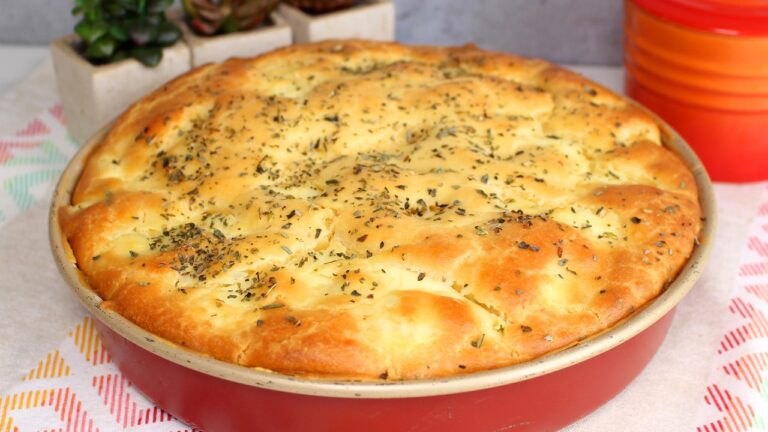Como Fazer Torta de Frango com Requeijão Fofinha e Cremosa