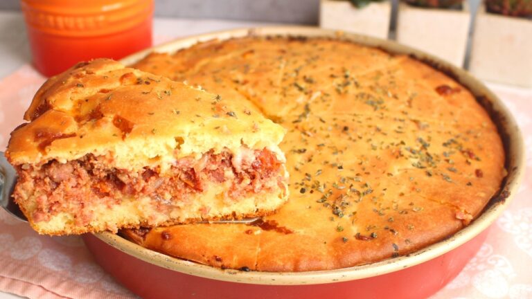 Como Fazer Torta de Calabresa com Queijo Fofinha e Prática